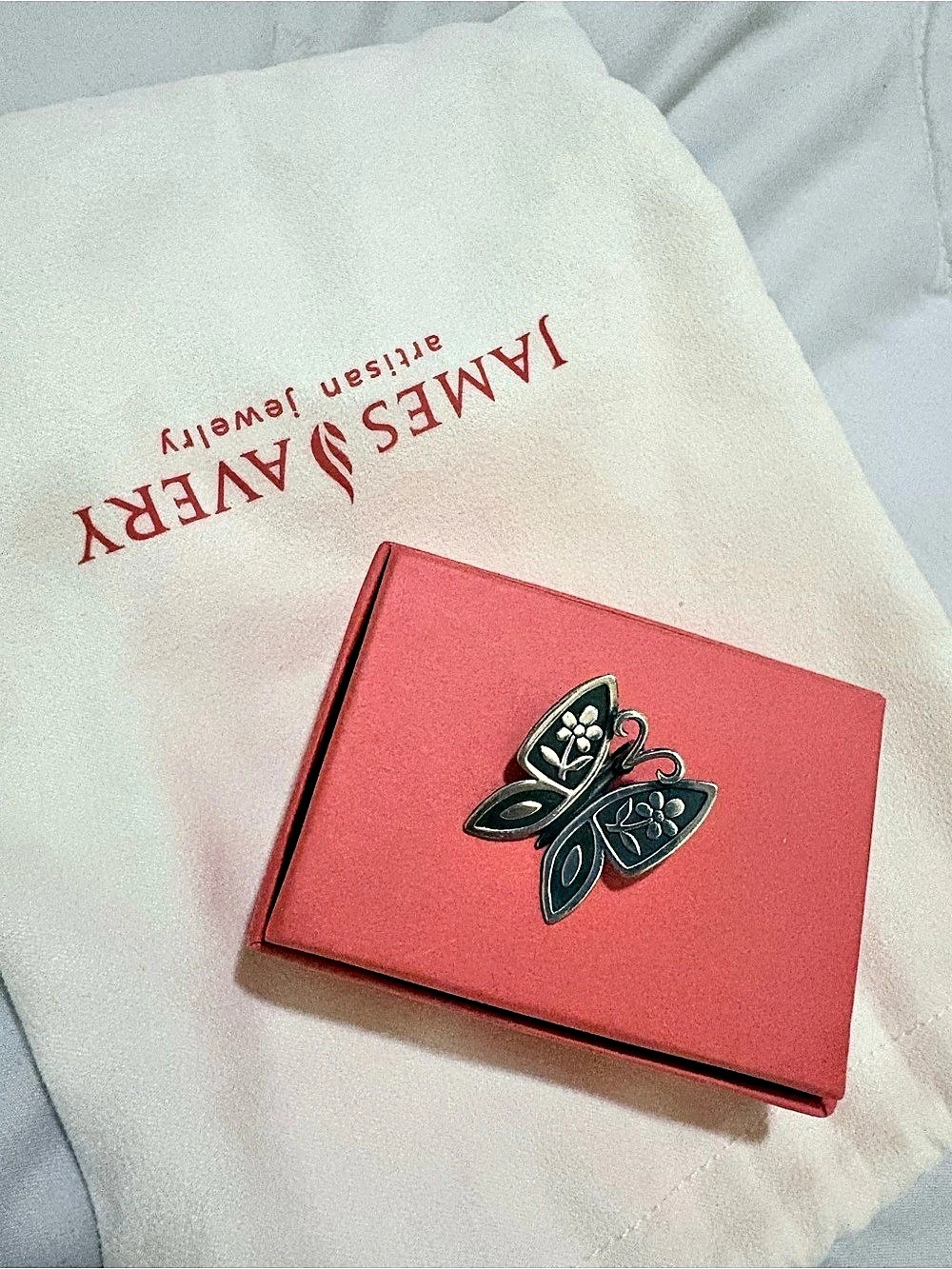 James Avery retired Mariposa pendant